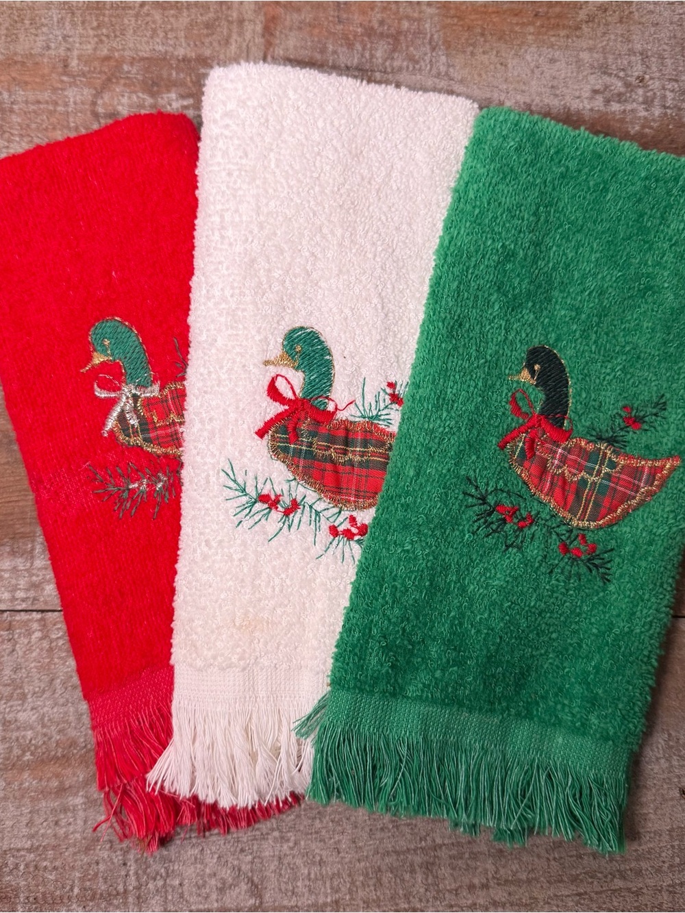 Vintage Holiday Duck Embroidered Fringe Hand Towel - Red, White & Green